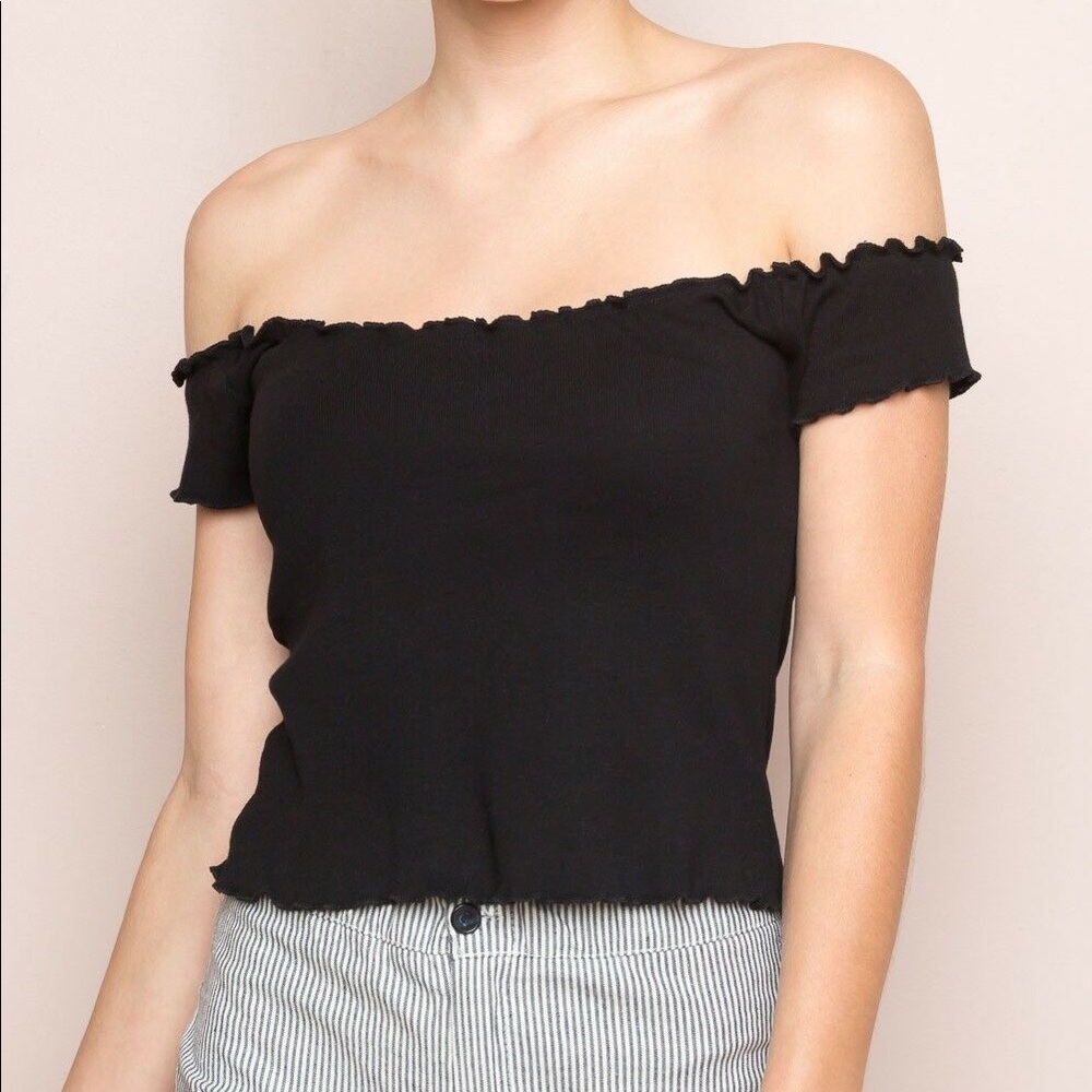 Brandy Melville black Anya top!